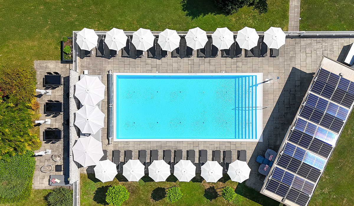 apartments-pool