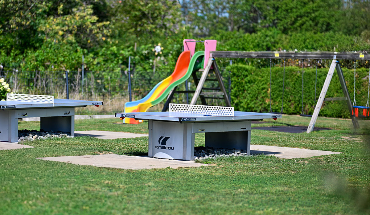 Apartmenthaus mit Spielplatz